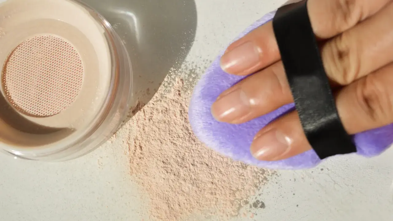 Paese Illuminating Covering Powder: Krycie + Blask. Czy warto?
