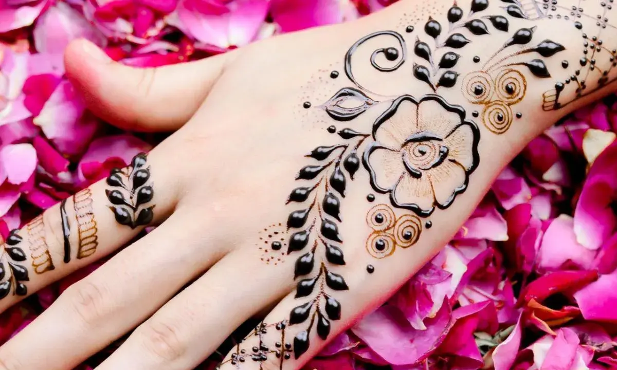 Henna DIY: Zrób bezpieczny tatuaż w domu uniknij błędów!